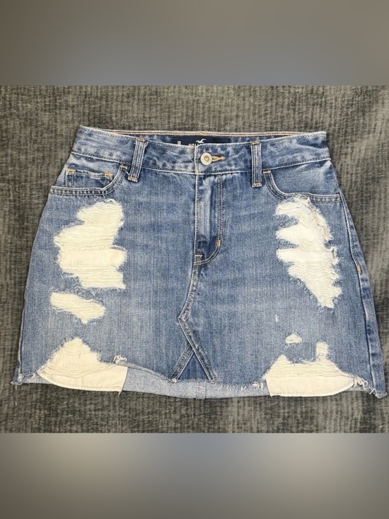 Hollister Dresses & Skirts - Denim Mini Skirt HOLLISTER Hi-Rise Distressed
Size 1R W 25 Measures 25x14
